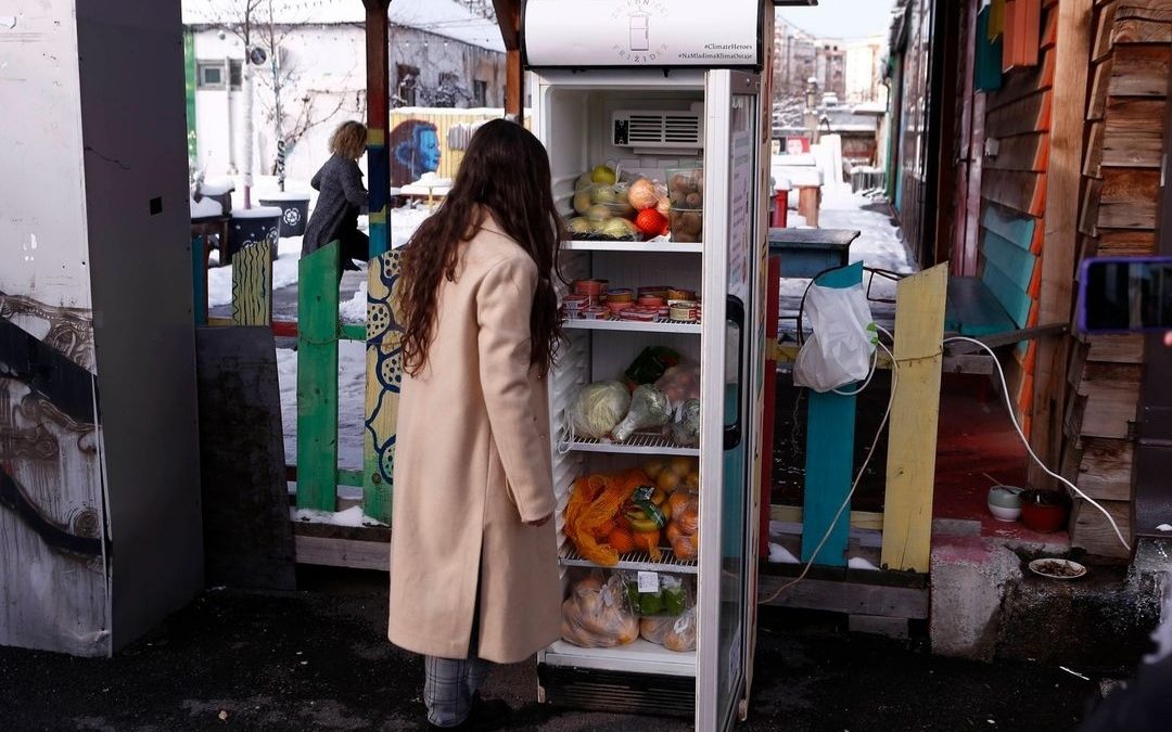 Zajednički frižider – nova ekološka i humanitarna inicijativa u Dorćol Platzu
